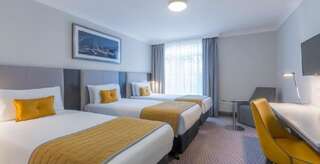 Отель Maldron Hotel Parnell Square Дублин Трехместный номер-6