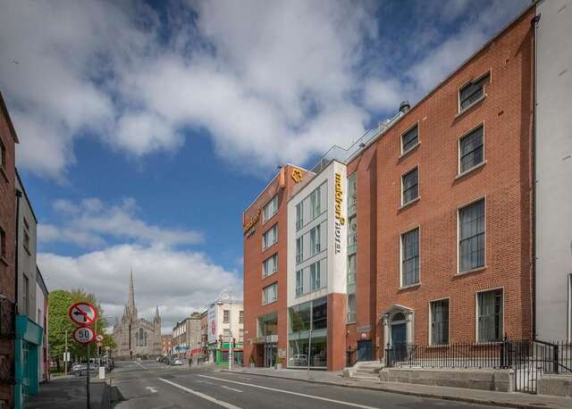 Отель Maldron Hotel Parnell Square Дублин-37